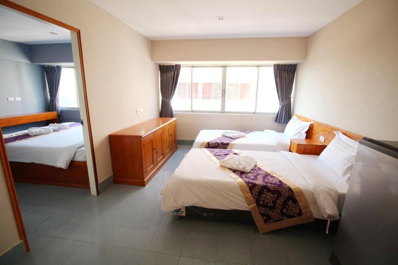 Lee Place Phatthanakan Condo Bangkok Bagian luar foto